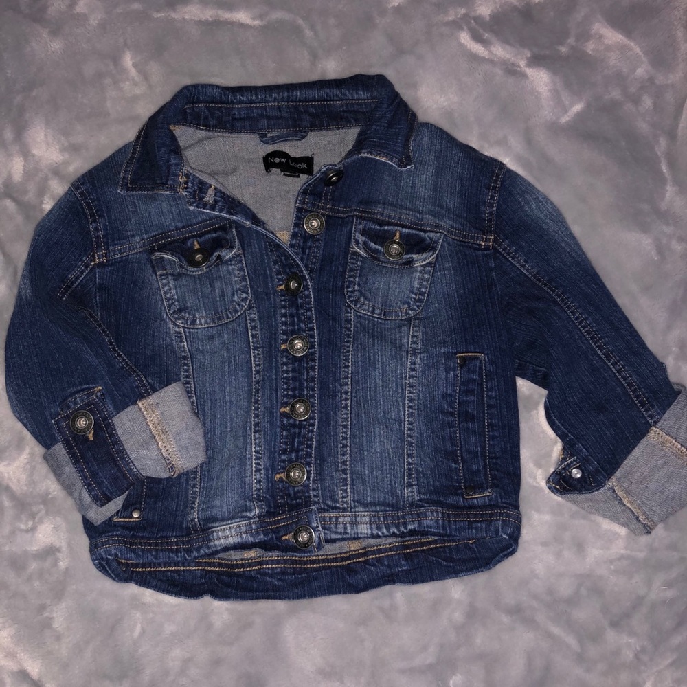 Short Style Jean Jacket - Picture 3 of 4